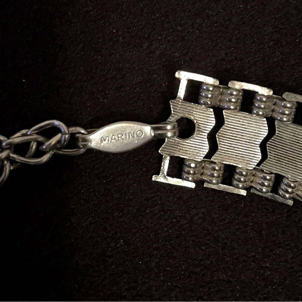 Women’s Silver Tone Chain Choker Necklace By Marino - Picture 5 of 5